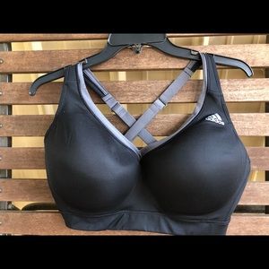 Nike Sport Bra w/ Underwire Large